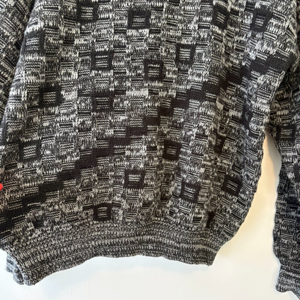 Vintage Sweater Graphix Grey Knit Pullover Sweater Size Medium - Picture 3 of 7
